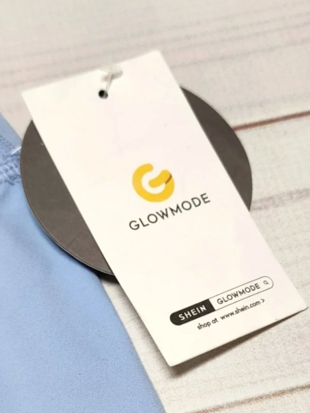 Glowmode Feather Fit Low Impact Baby Blue Capri Leggings NWT - Picture 5 of 10